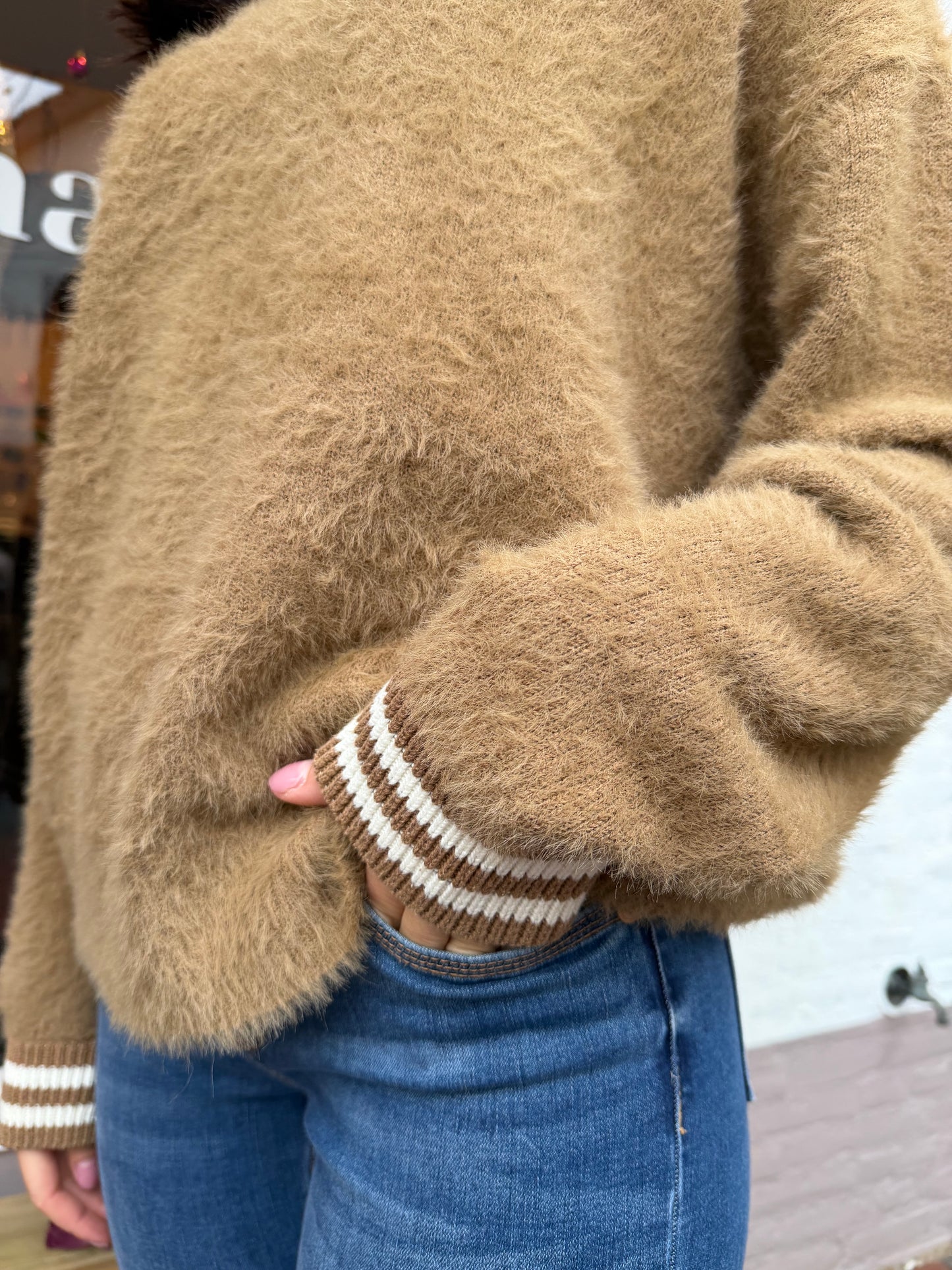 452-123 Anna blue fluffy trui bruin maat XXL