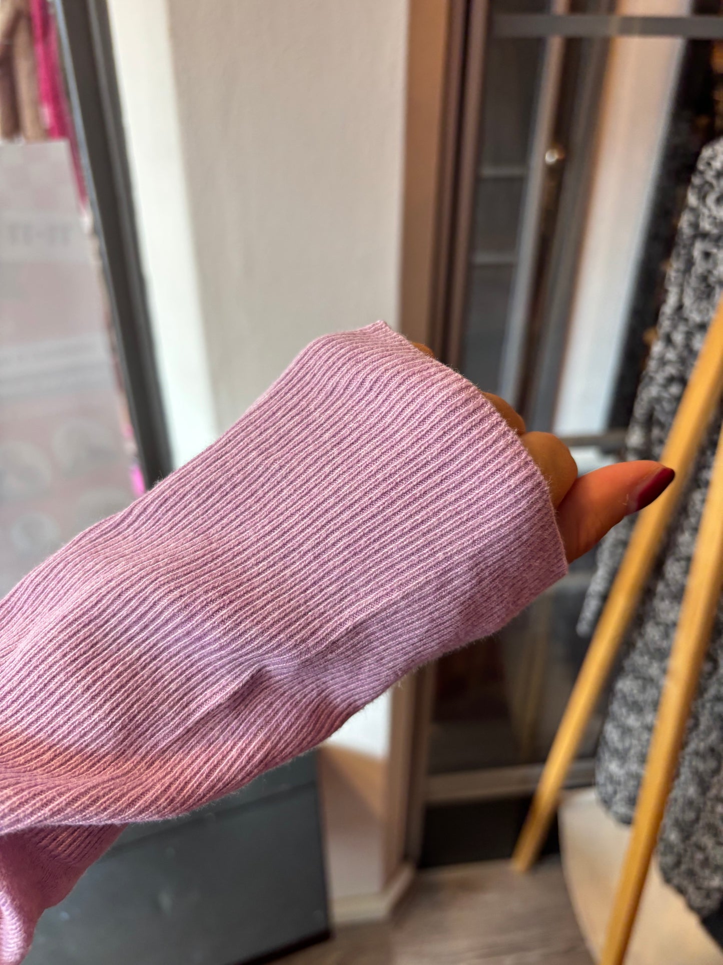 472-8 Edc trui paars maat M