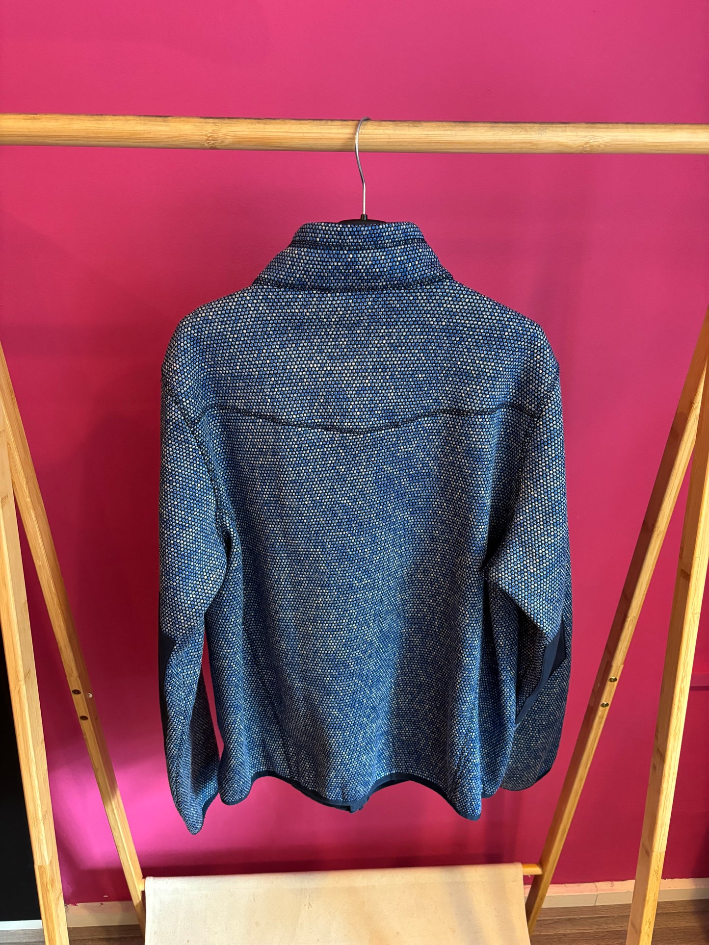 481-2 Human nature vest maat M