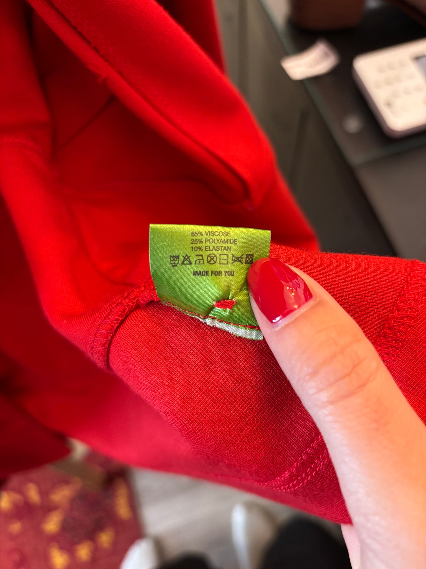 411-80 King Louie colbert maat M