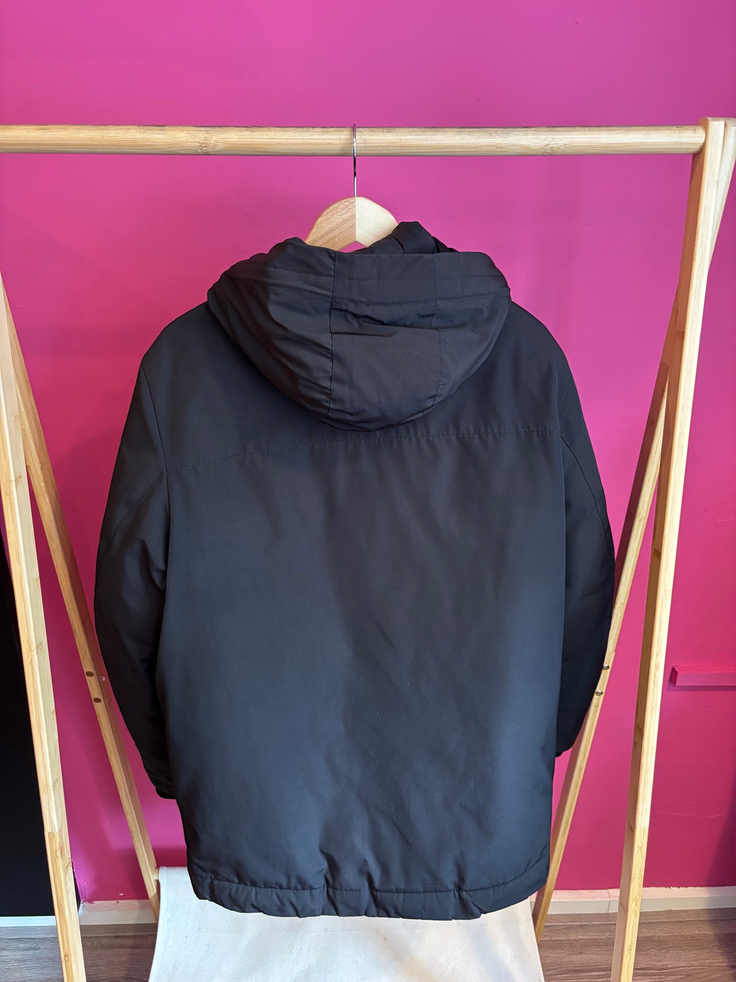 62-37 Armani heren winterjas maat M