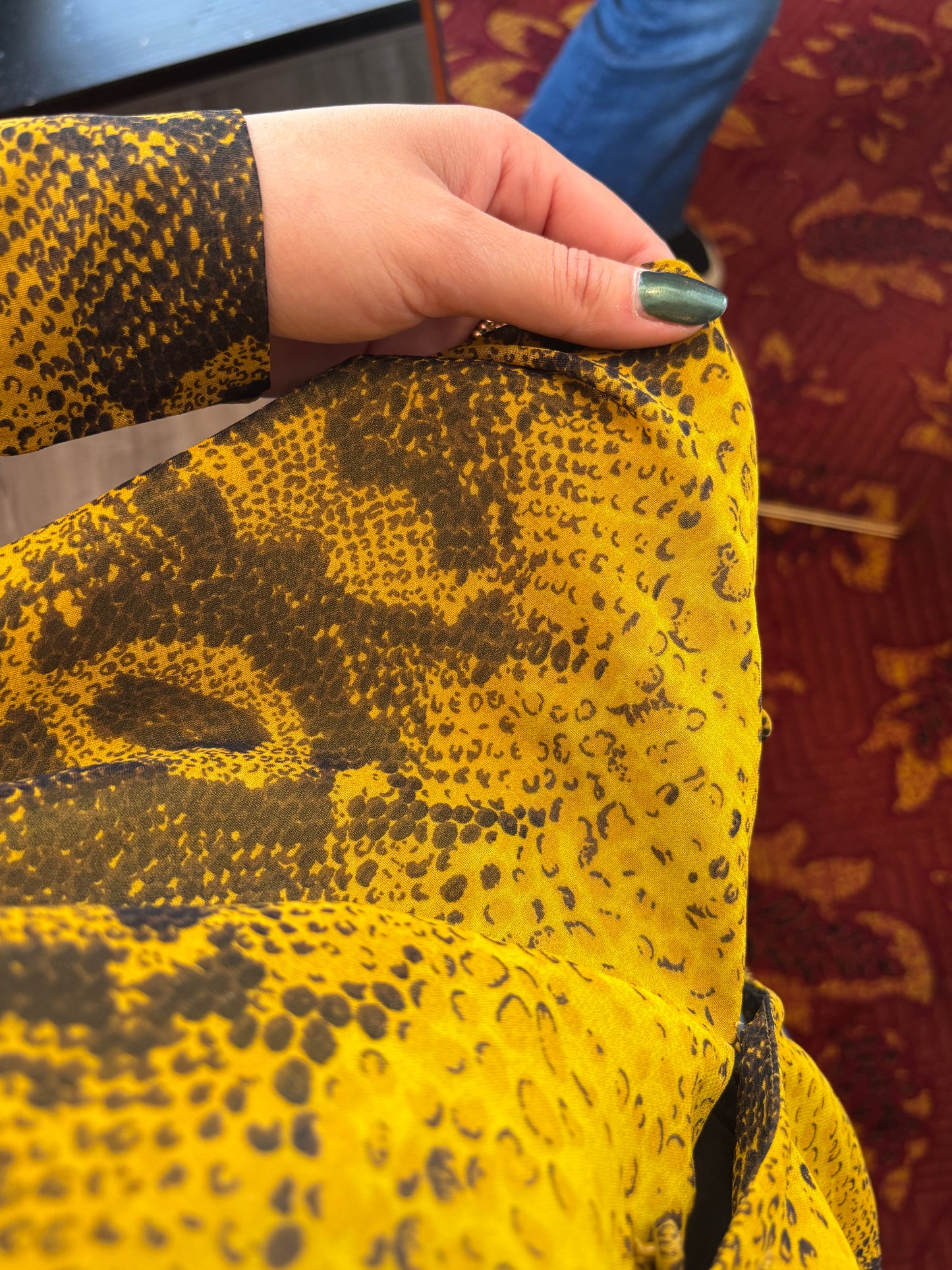 352-42 Pieces blouse size M