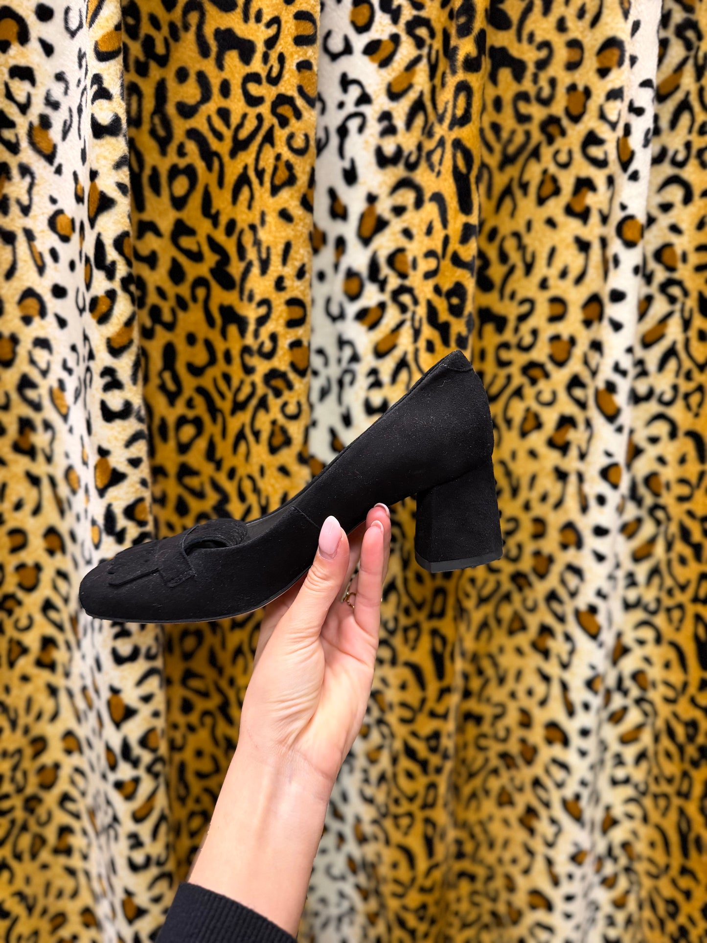 339-21 Gino Rossi maat 38.5