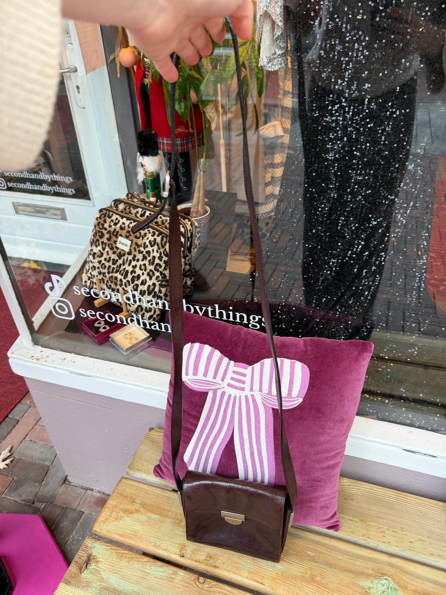 254-63 Cossini tas bruin