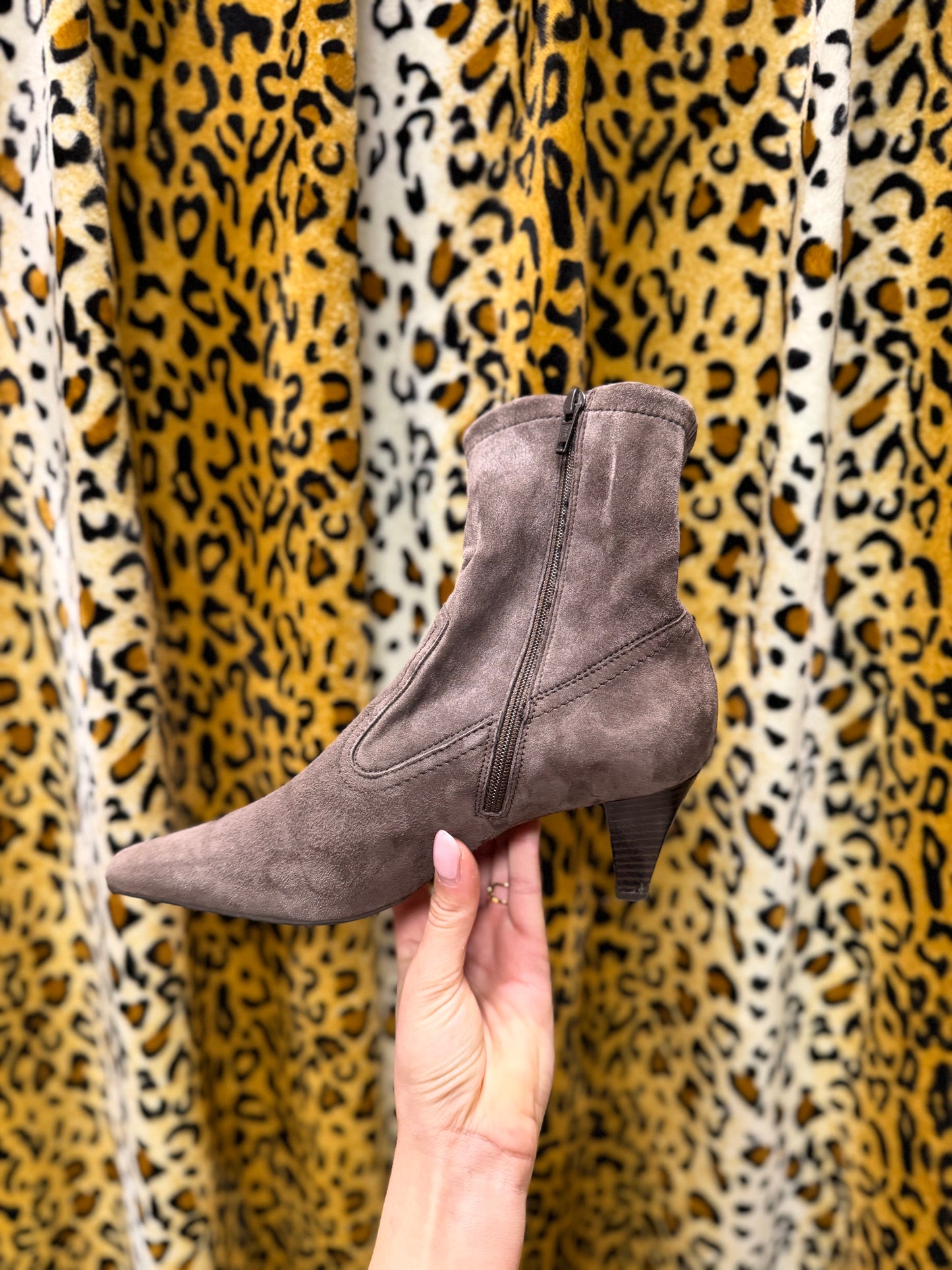 21-47 Peter Kaiser ankle boots size 37.5