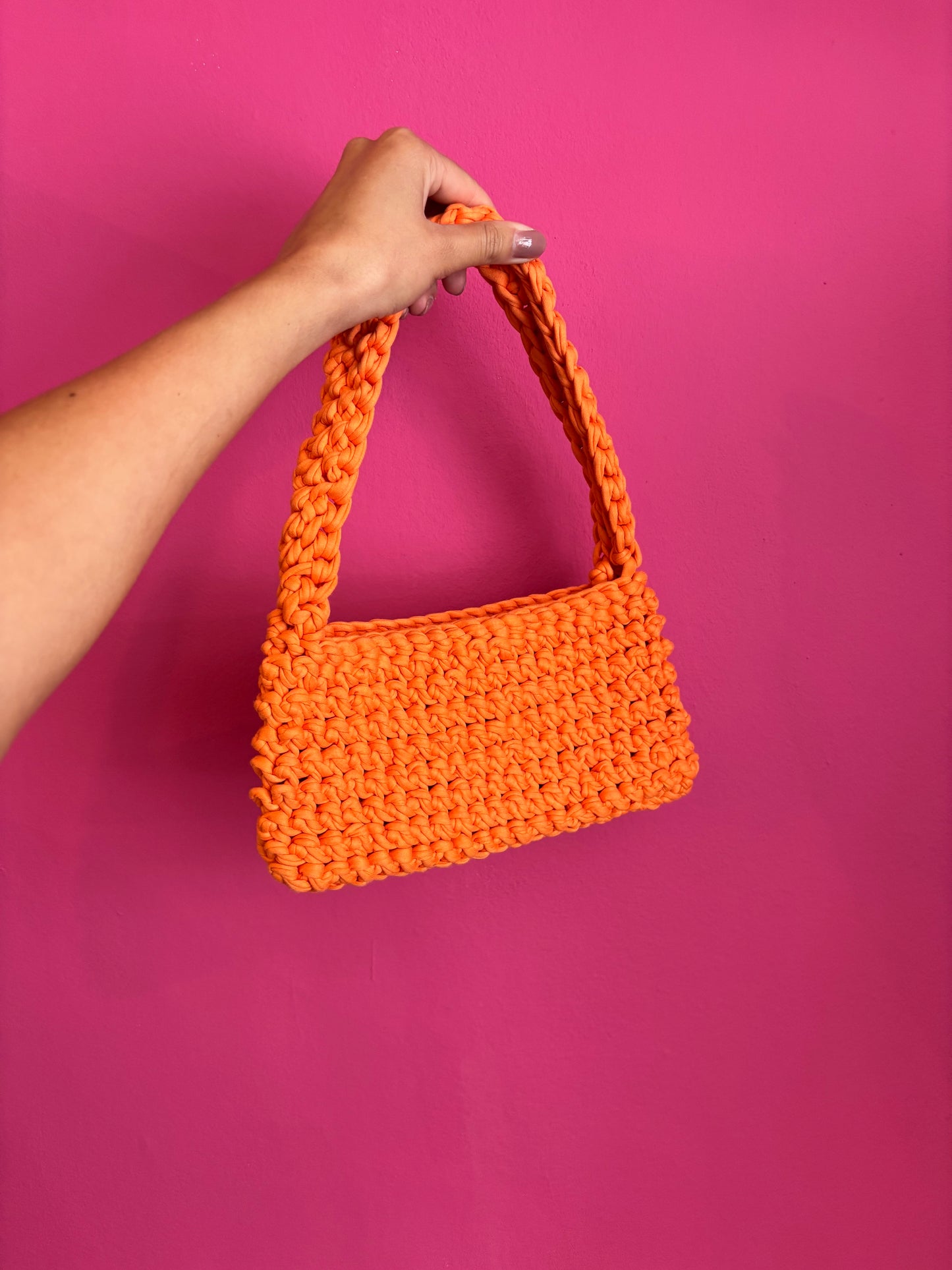 270-30 Crochet tas oranje medium