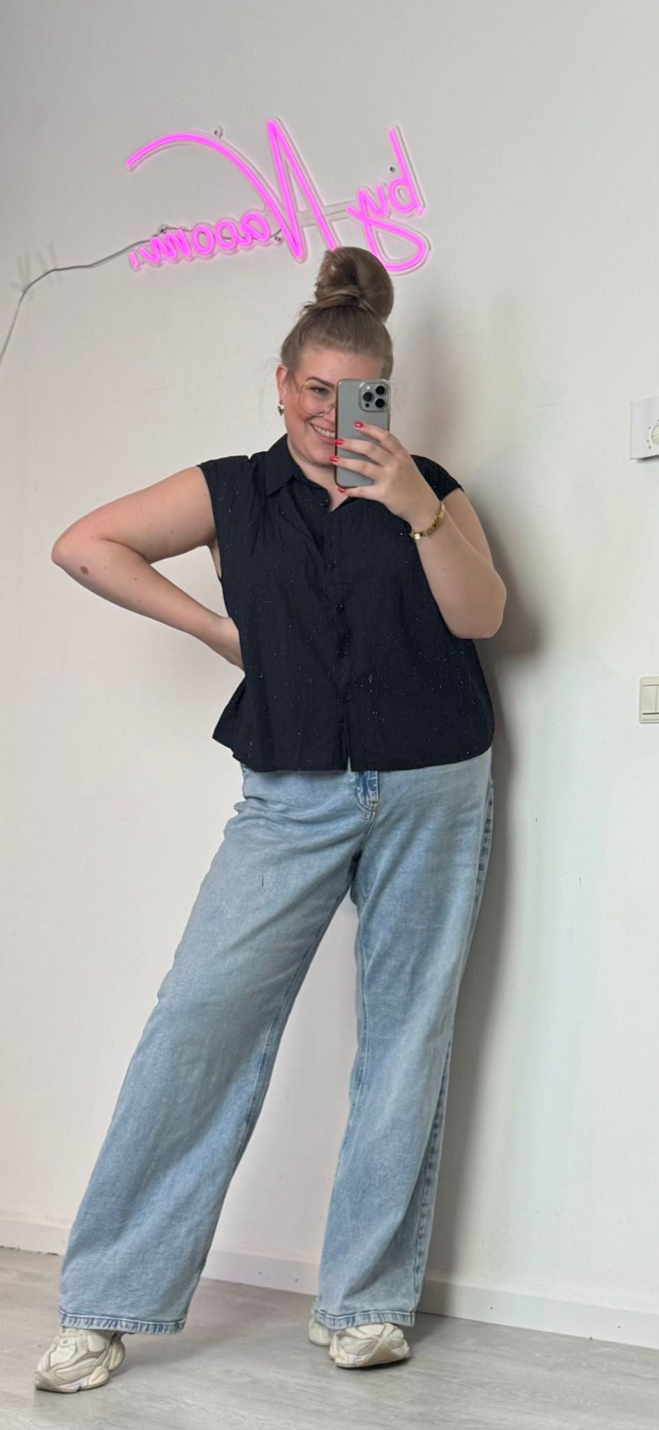 459-27 Fly-out blouse black size XL to 4XL