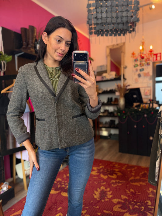 478-59 Esprit jasje maat 40