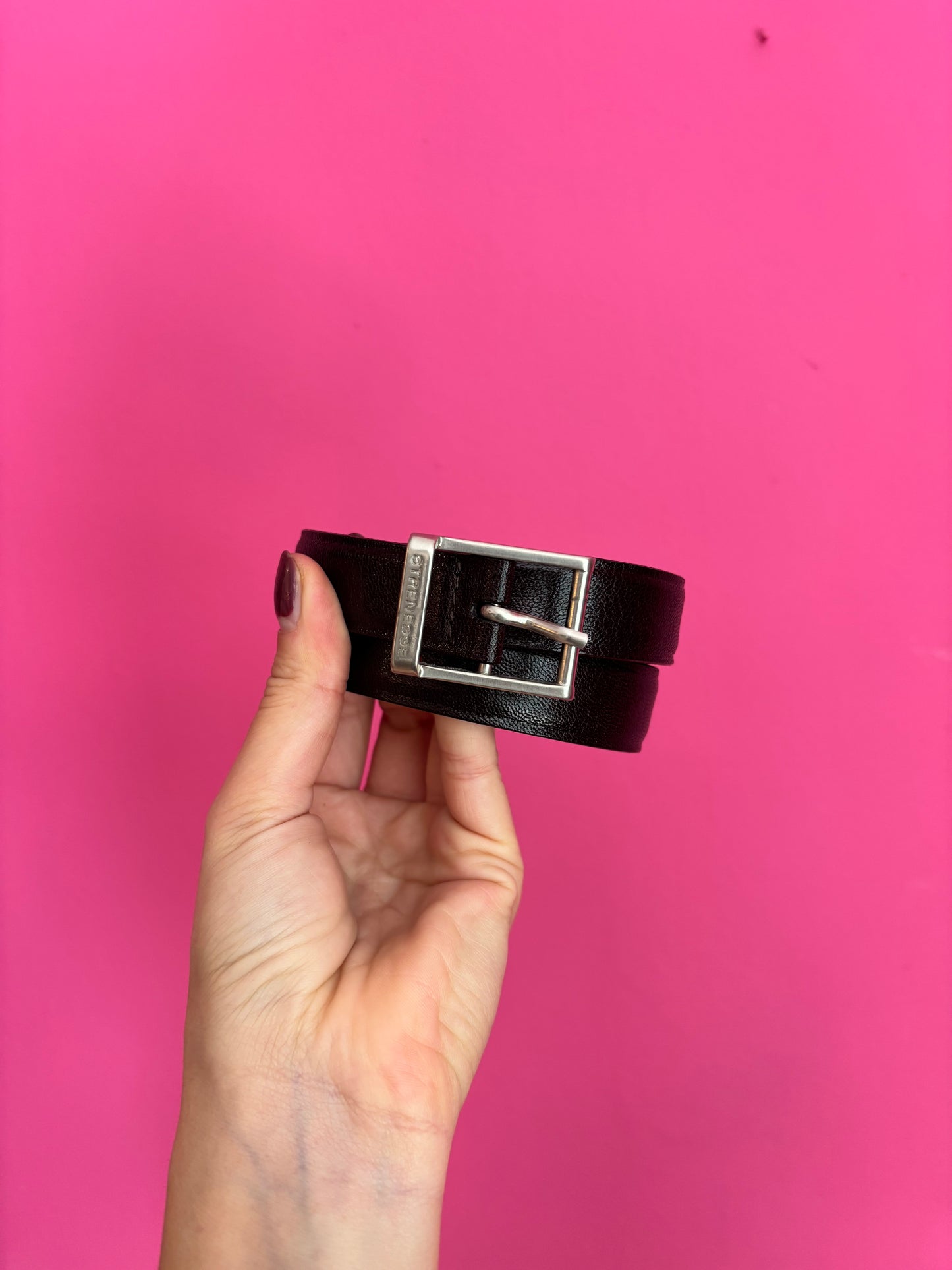 243- Strenesse riem zwart maat 70