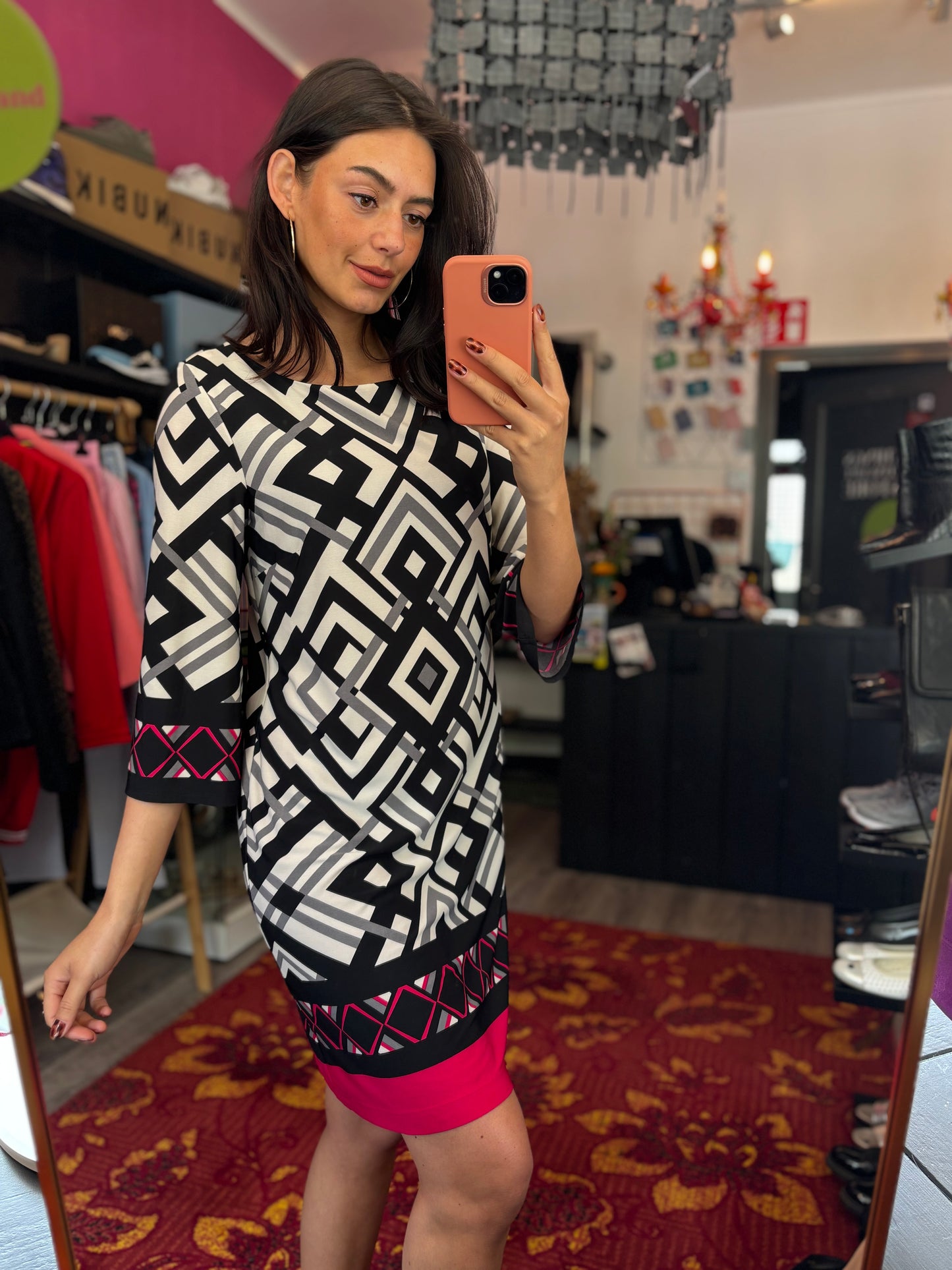 411-94 Eliza J jurk maat 10