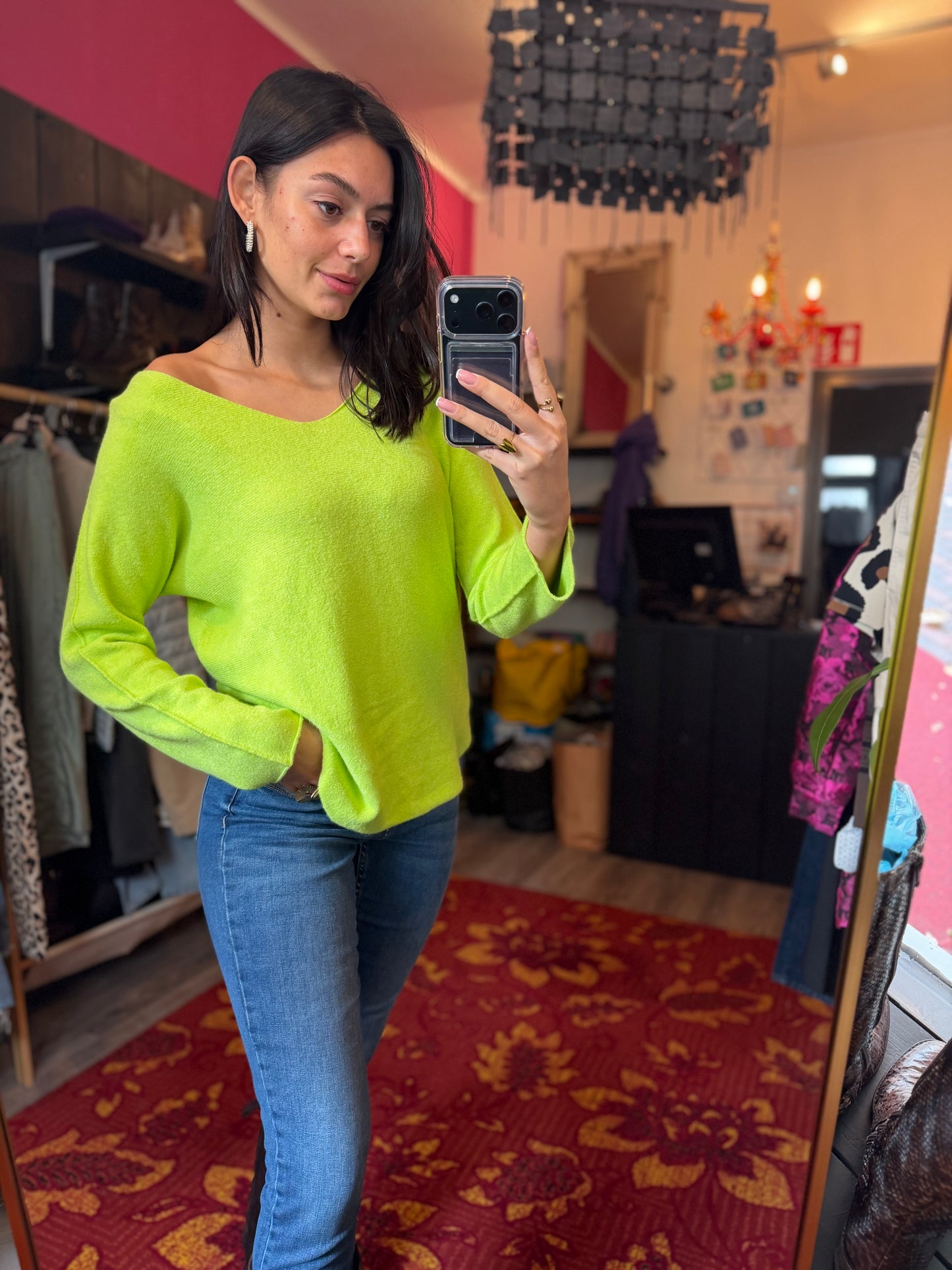 283-92 Viscose trui one size groen