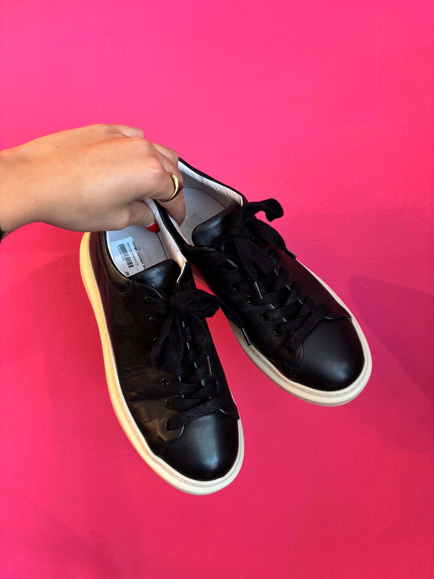 31-88 Deabused sneakers size 38