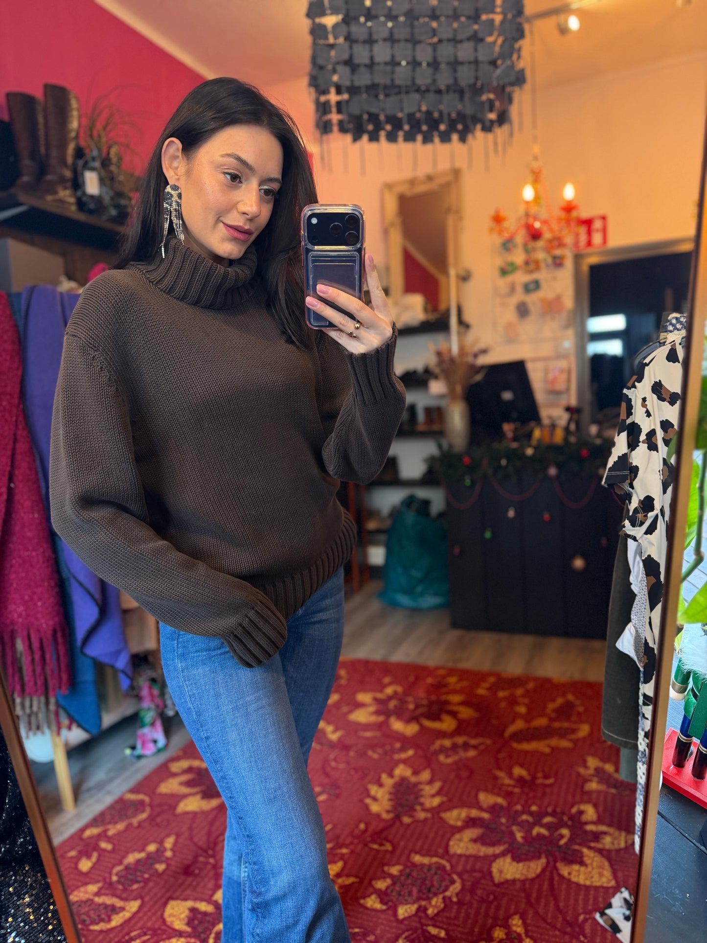 452-119 Street one trui chocolate maat 44