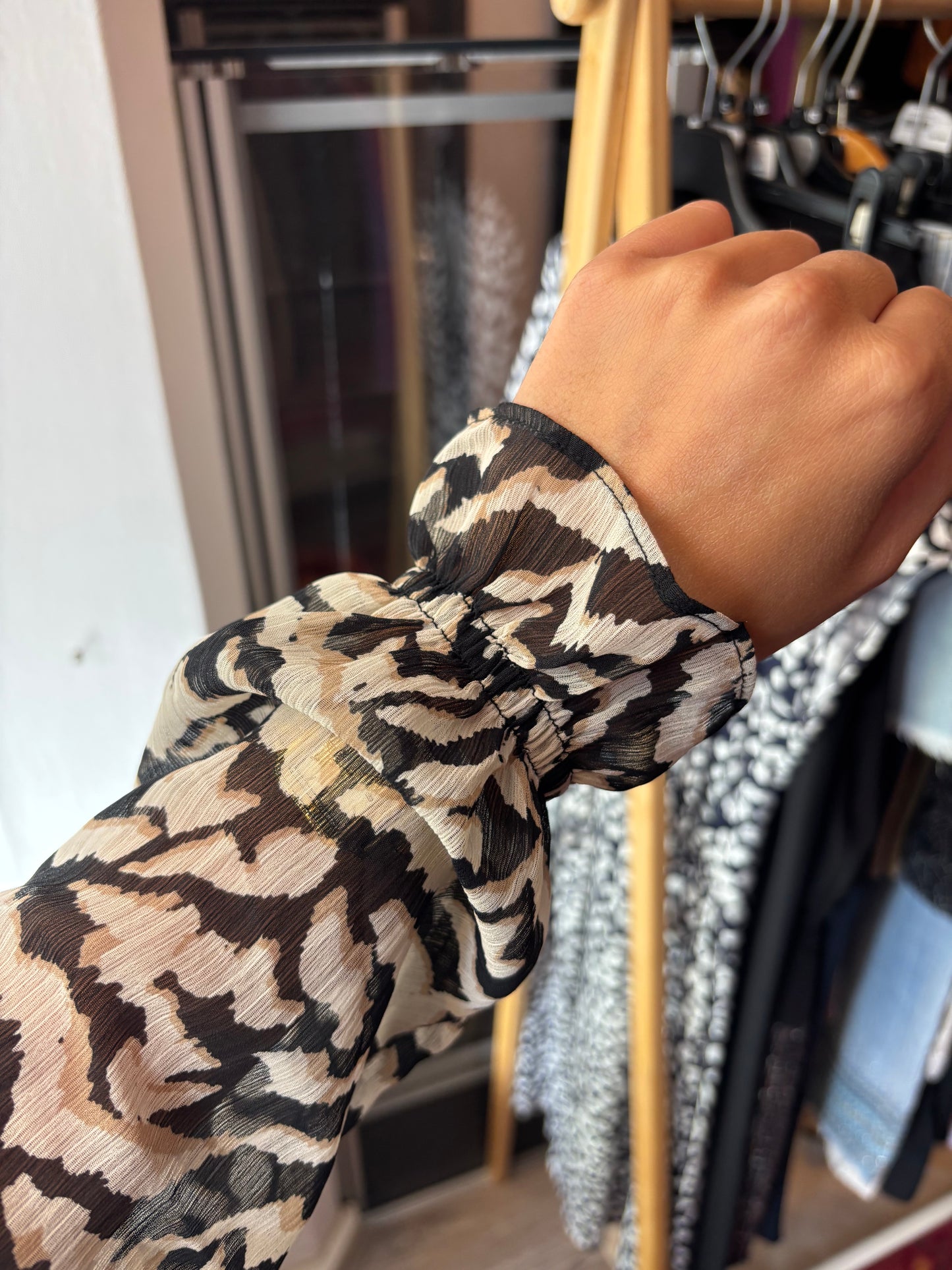 227-442 City life blouse size L