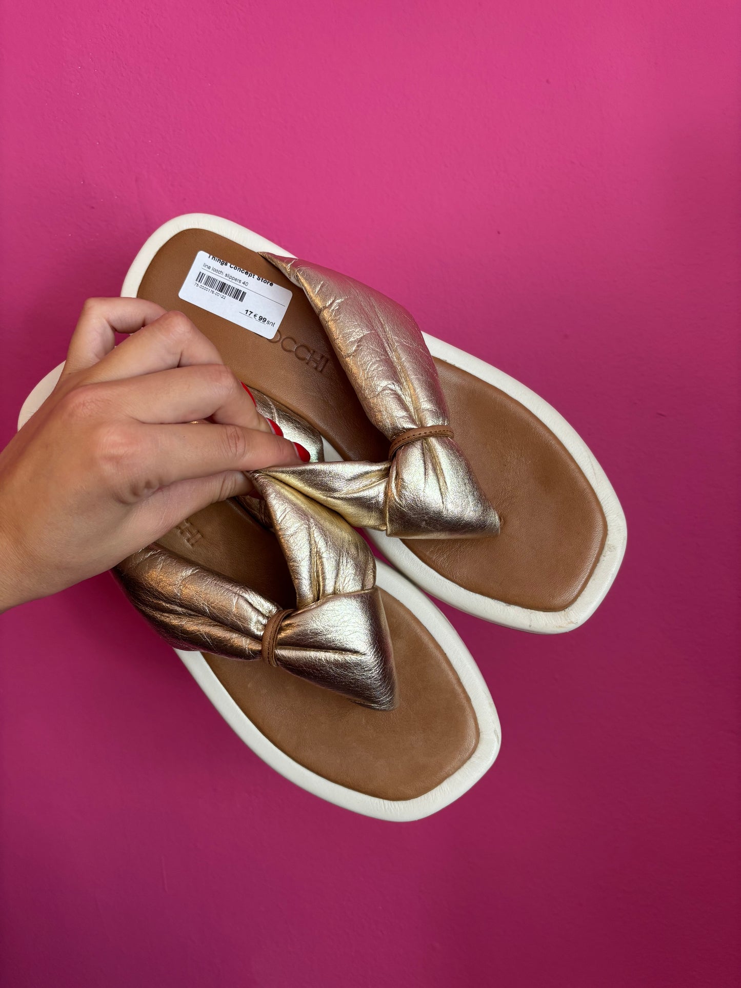 176-122 Lina Loochi slippers maat 40