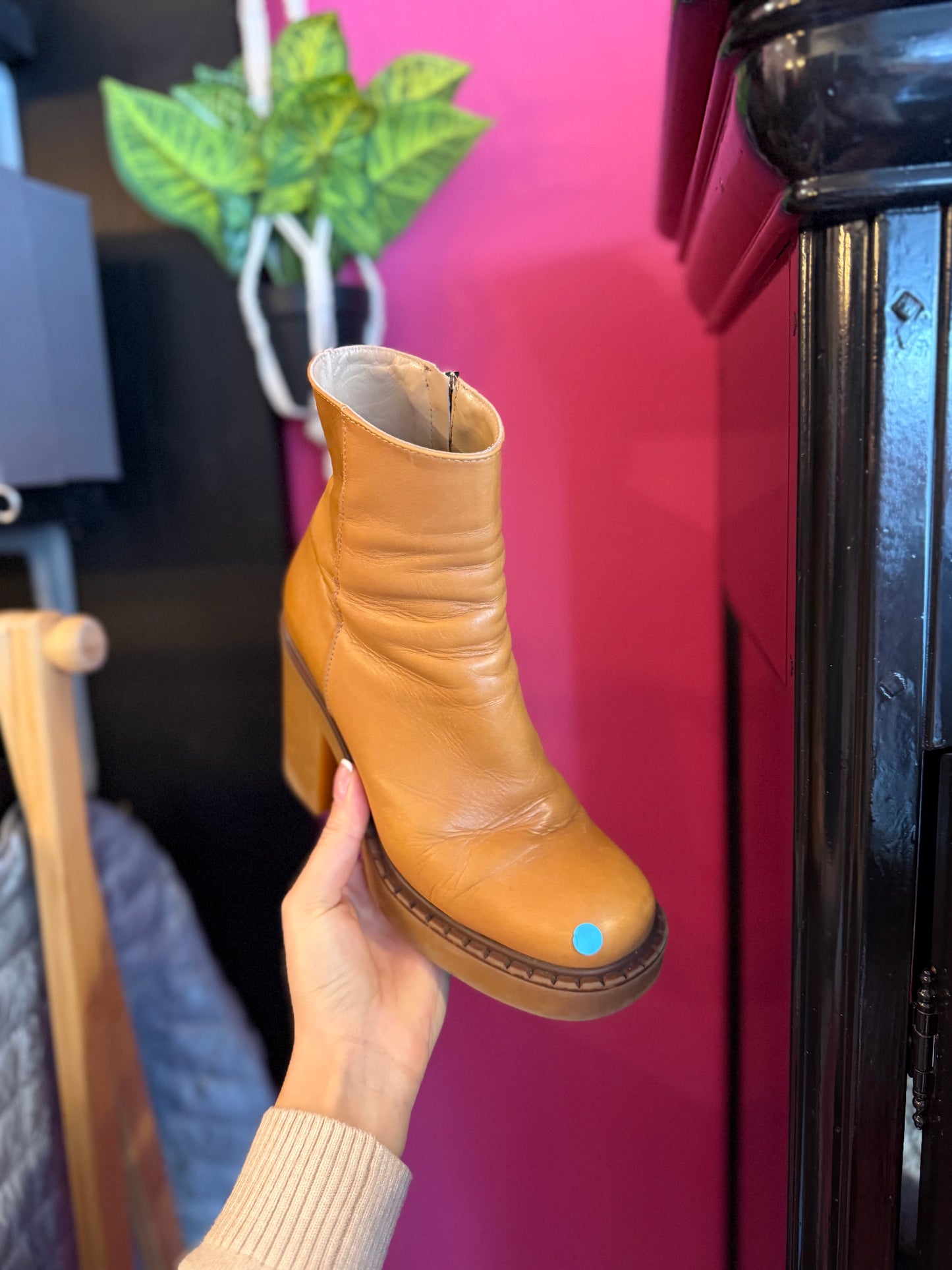 270-53 Hakken bruin maat 38