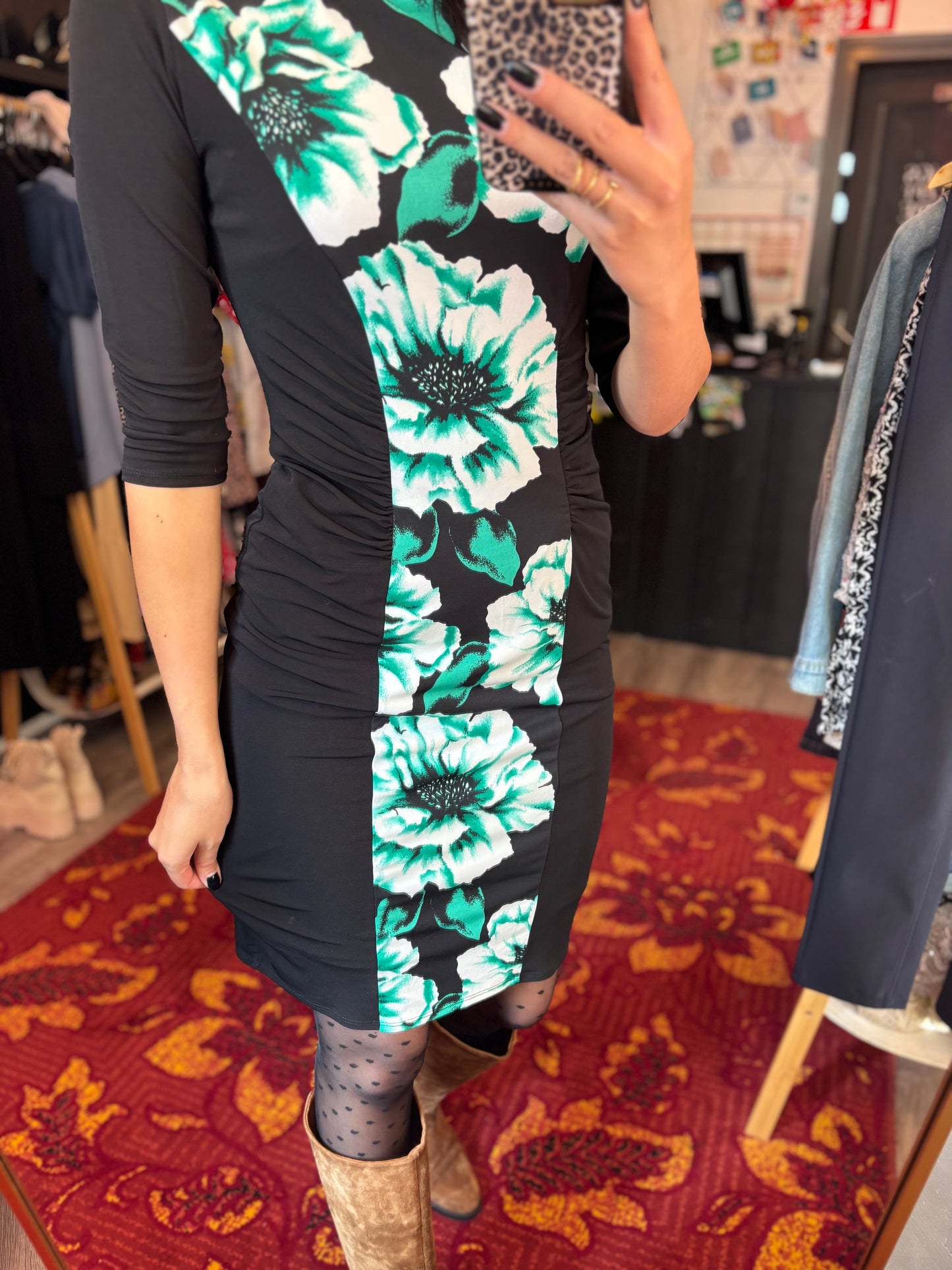 411-126 The collection jurk maat 12