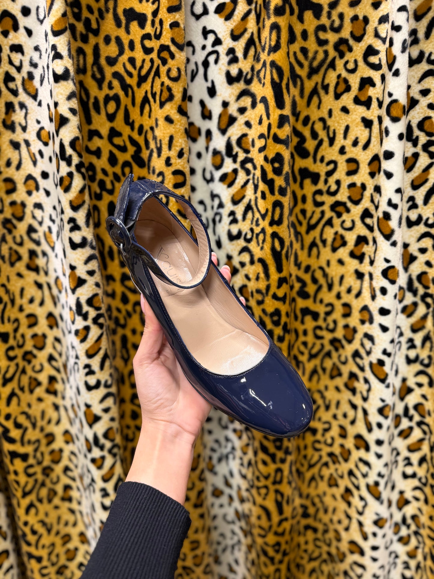 379-2 Exquisite shoes dark blue