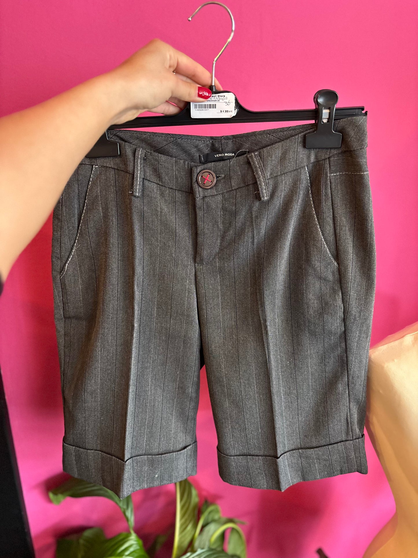 200-77 Vero Moda bermuda maat 36