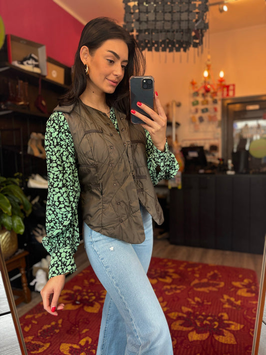 244-19 La Belle Histoire gilet maat 40