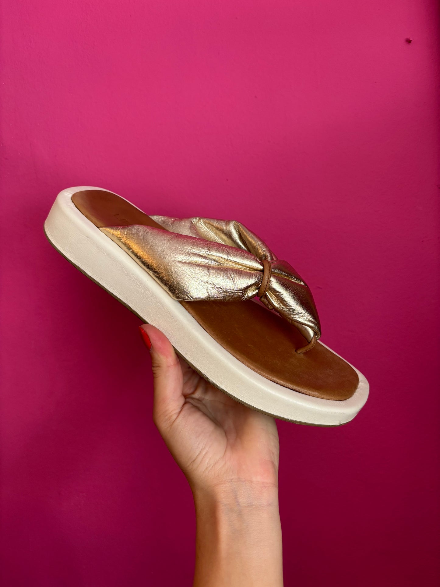 176-122 Lina Loochi slippers maat 40