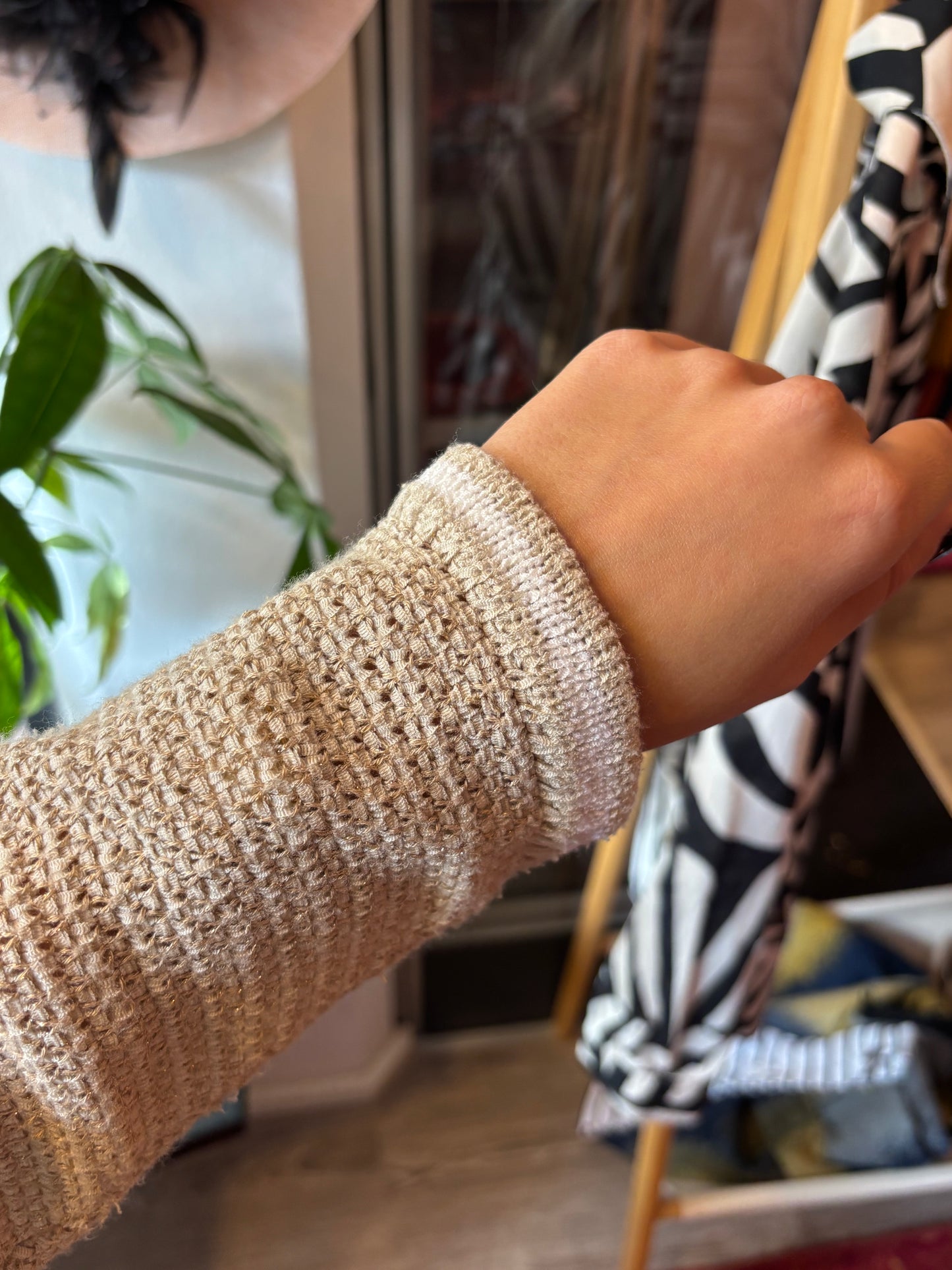 91-48 Gollehaug vest maat 44