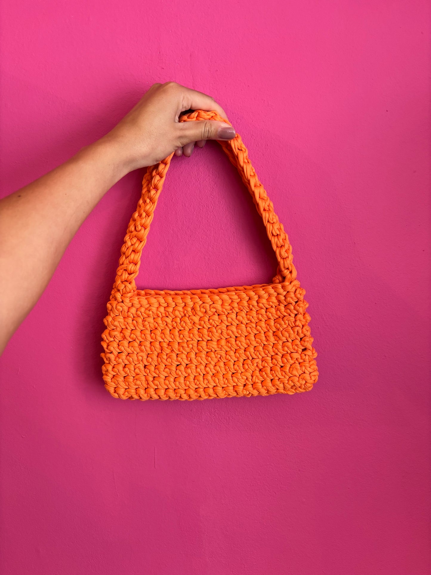 270-30 Crochet tas oranje medium