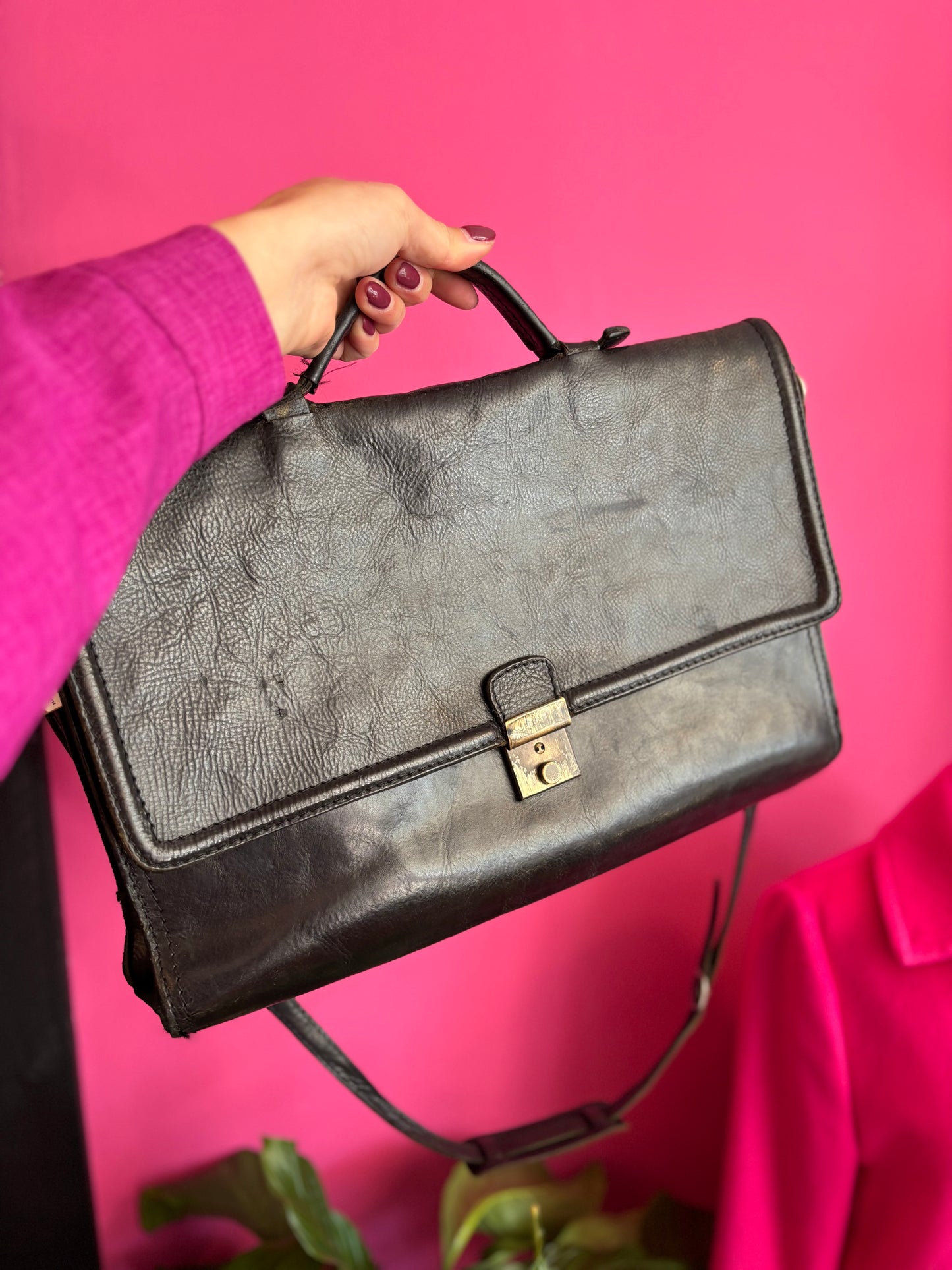 243-44 Briefcase black