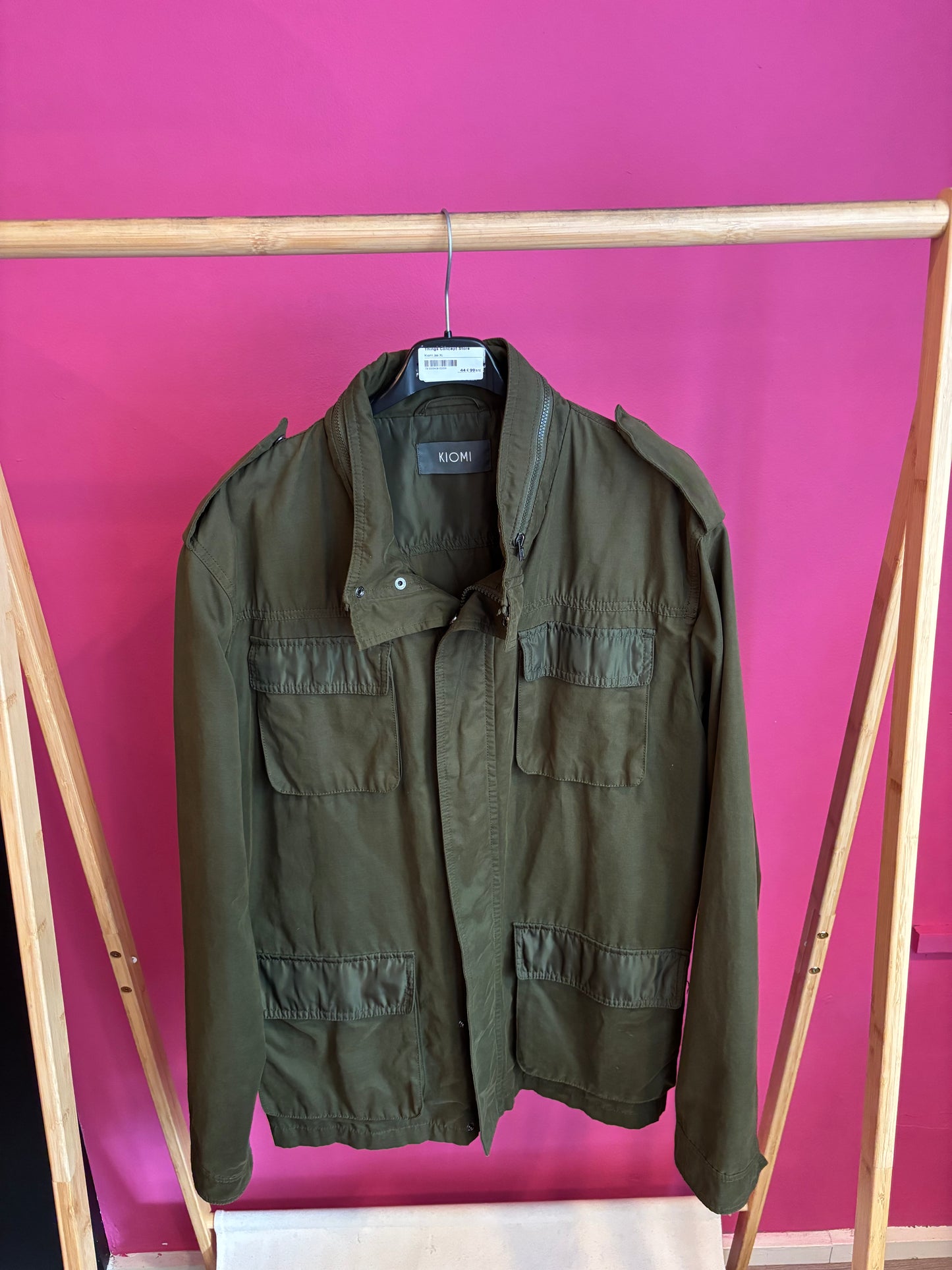 408-4 Kiomi tussenjas maat XL