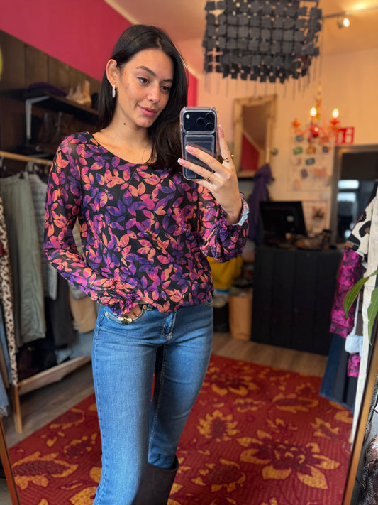 187-24 Flower mesh top maat L