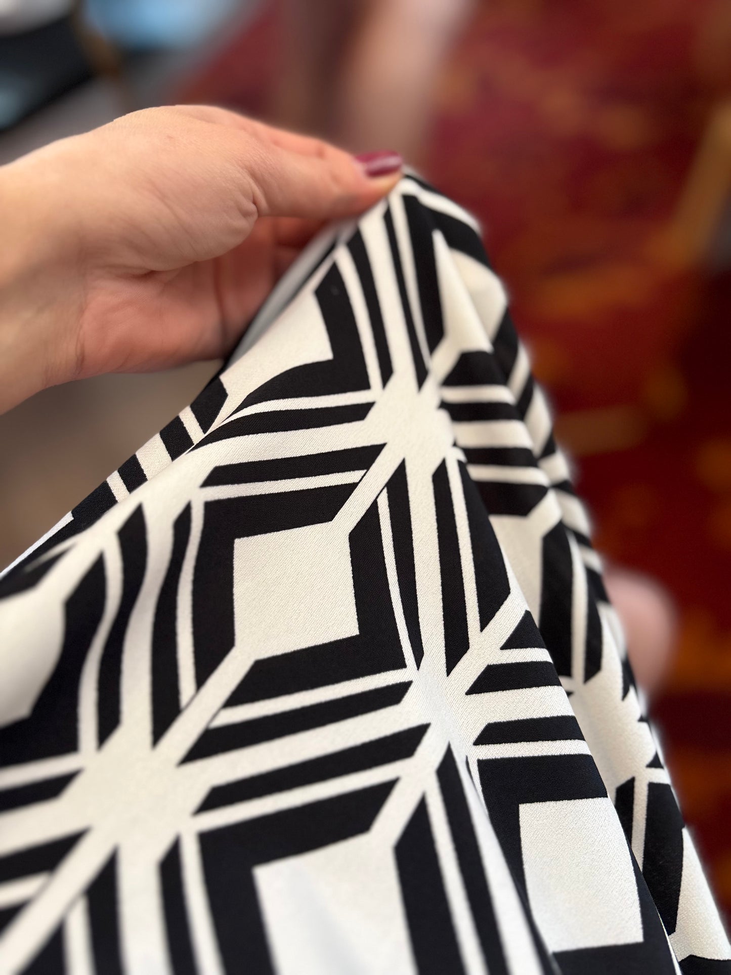 411-7 Enfocus studio jurk maat 38