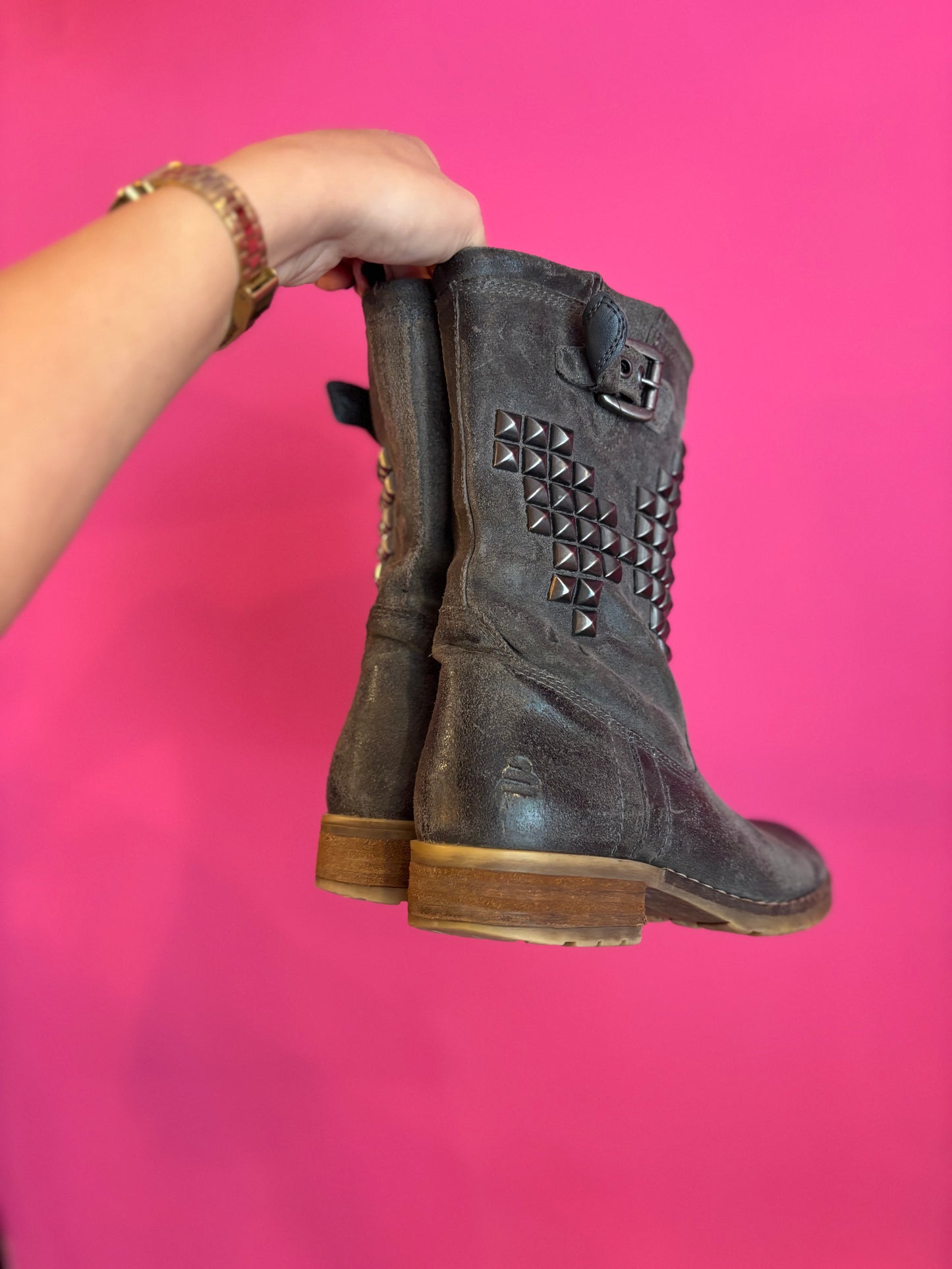 89-67 Leather boots gray size 38