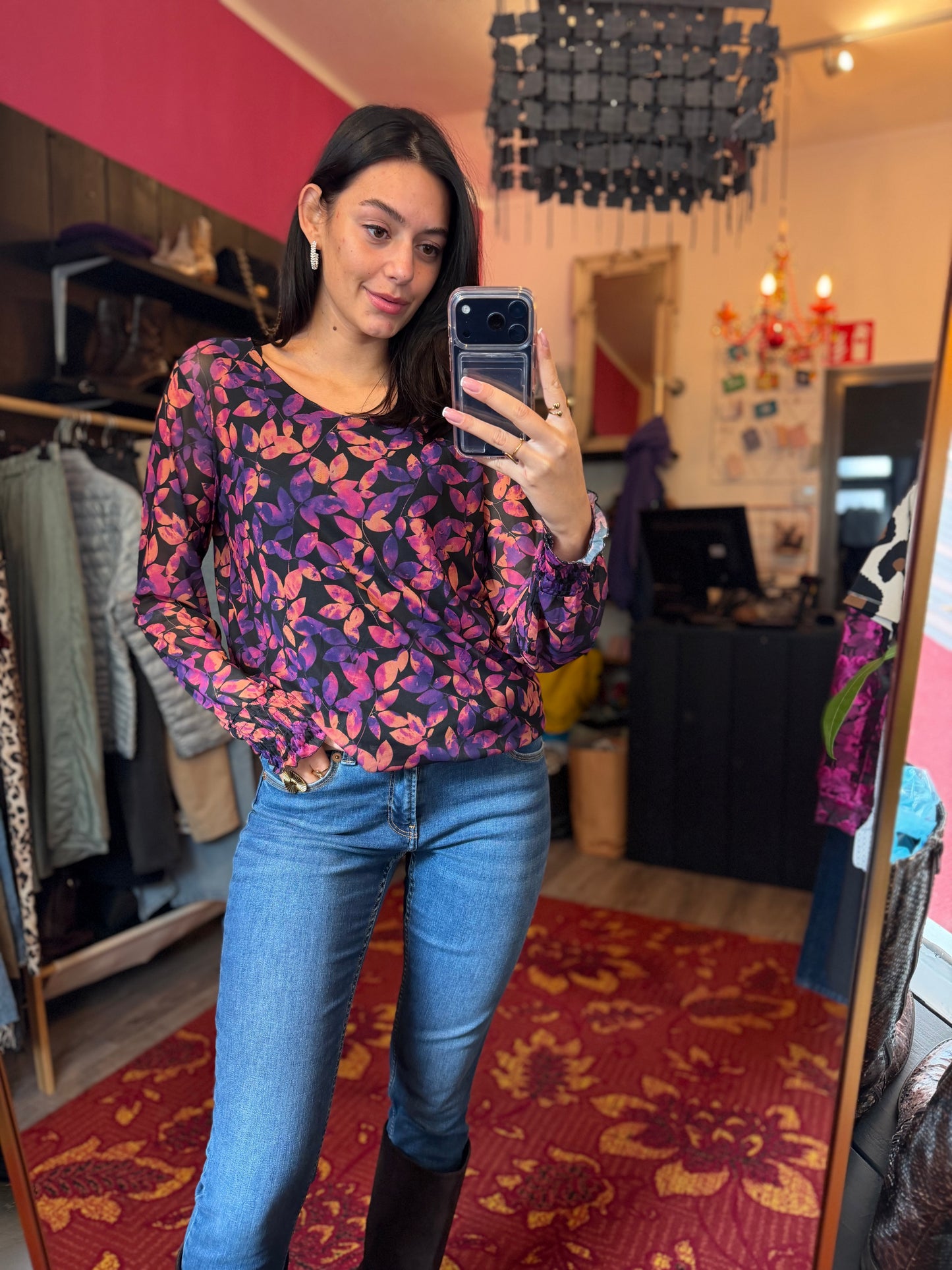 187-24 Flower mesh top maat L