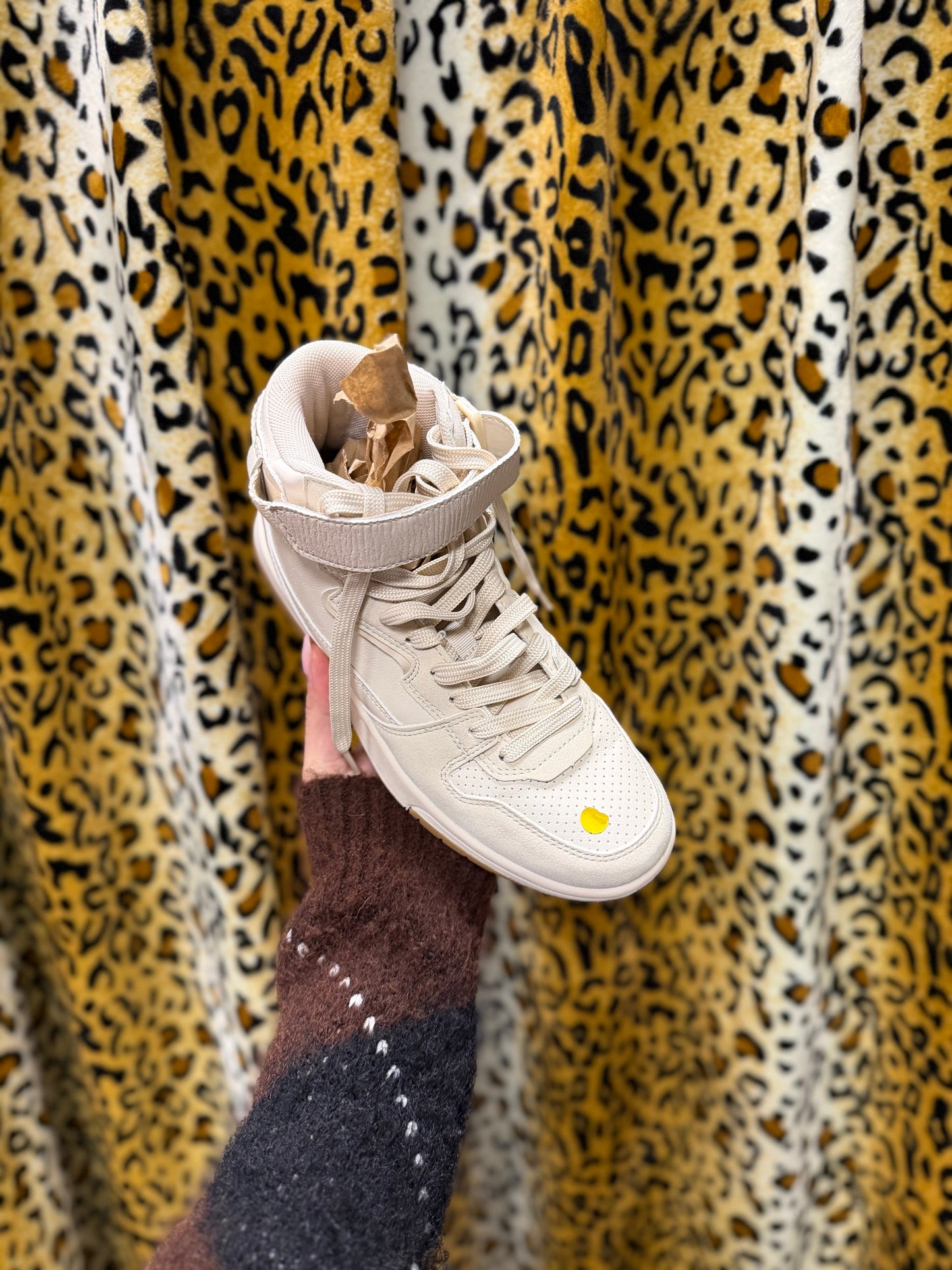 255-26 Zara sneakers size 37