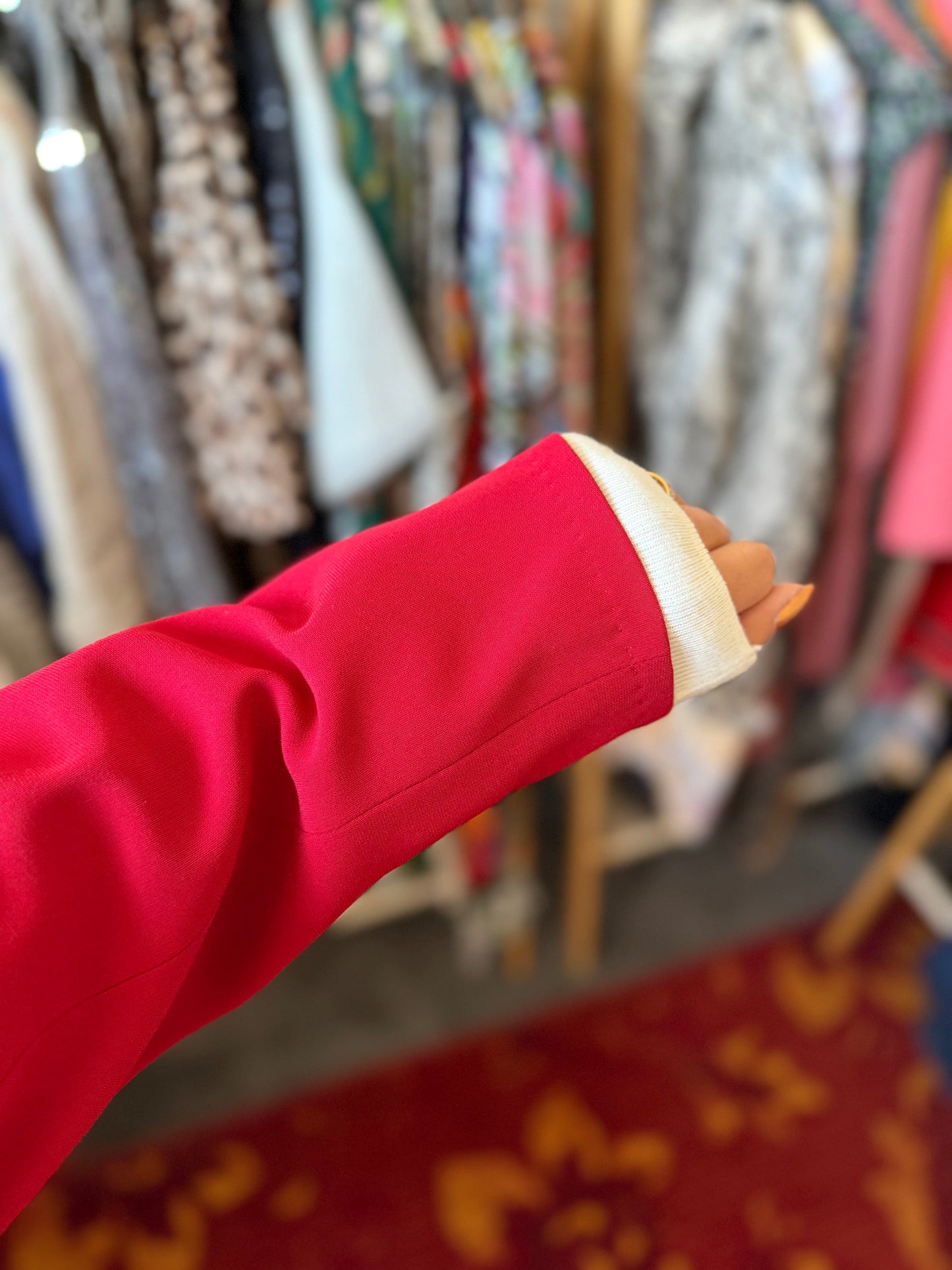 254-70 MaxMara blazer rood maat 44