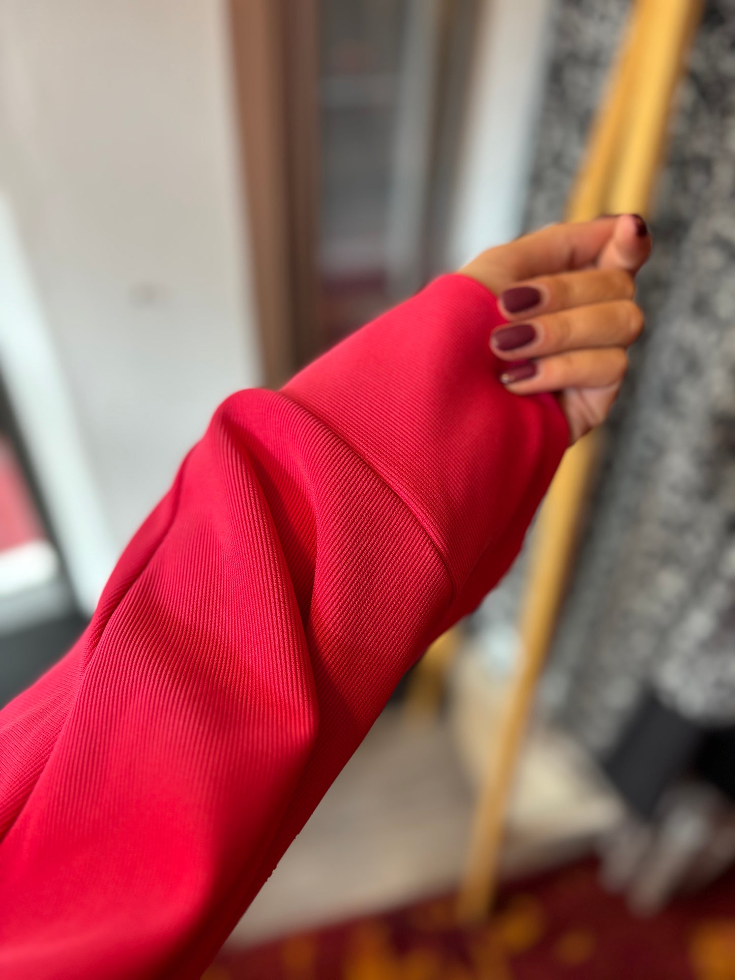 452-75 Norah trui maat 46