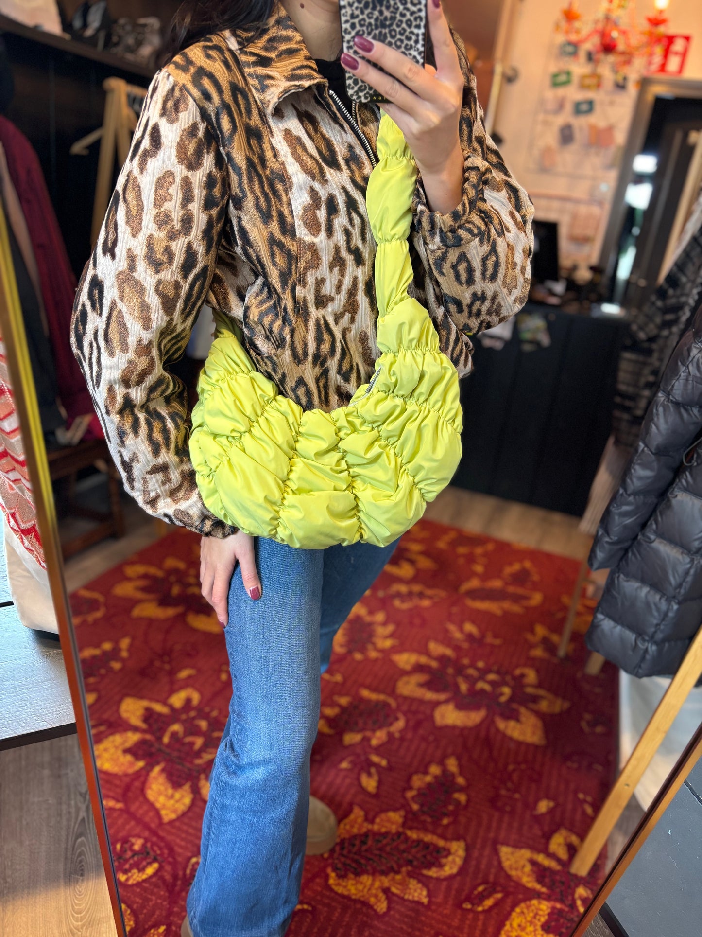 363-58 Green puffy bag