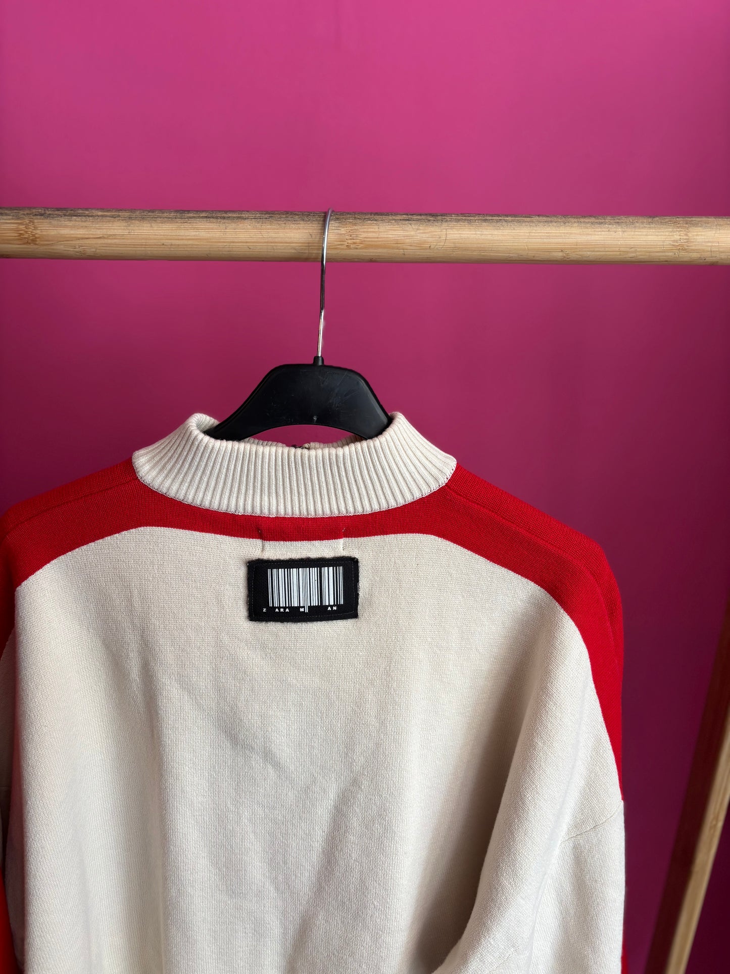 284-107 Zara men's sweater size L