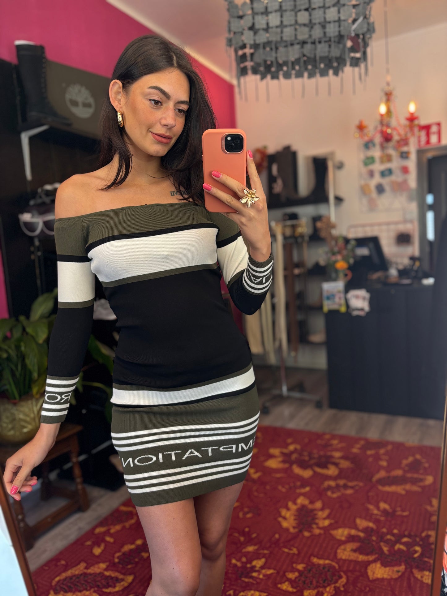 259-52 Royal temptation jurk maat S