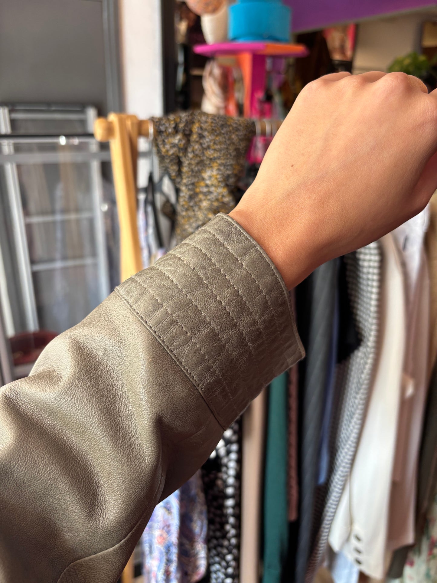 452-22 Mainpol jasje maat 46