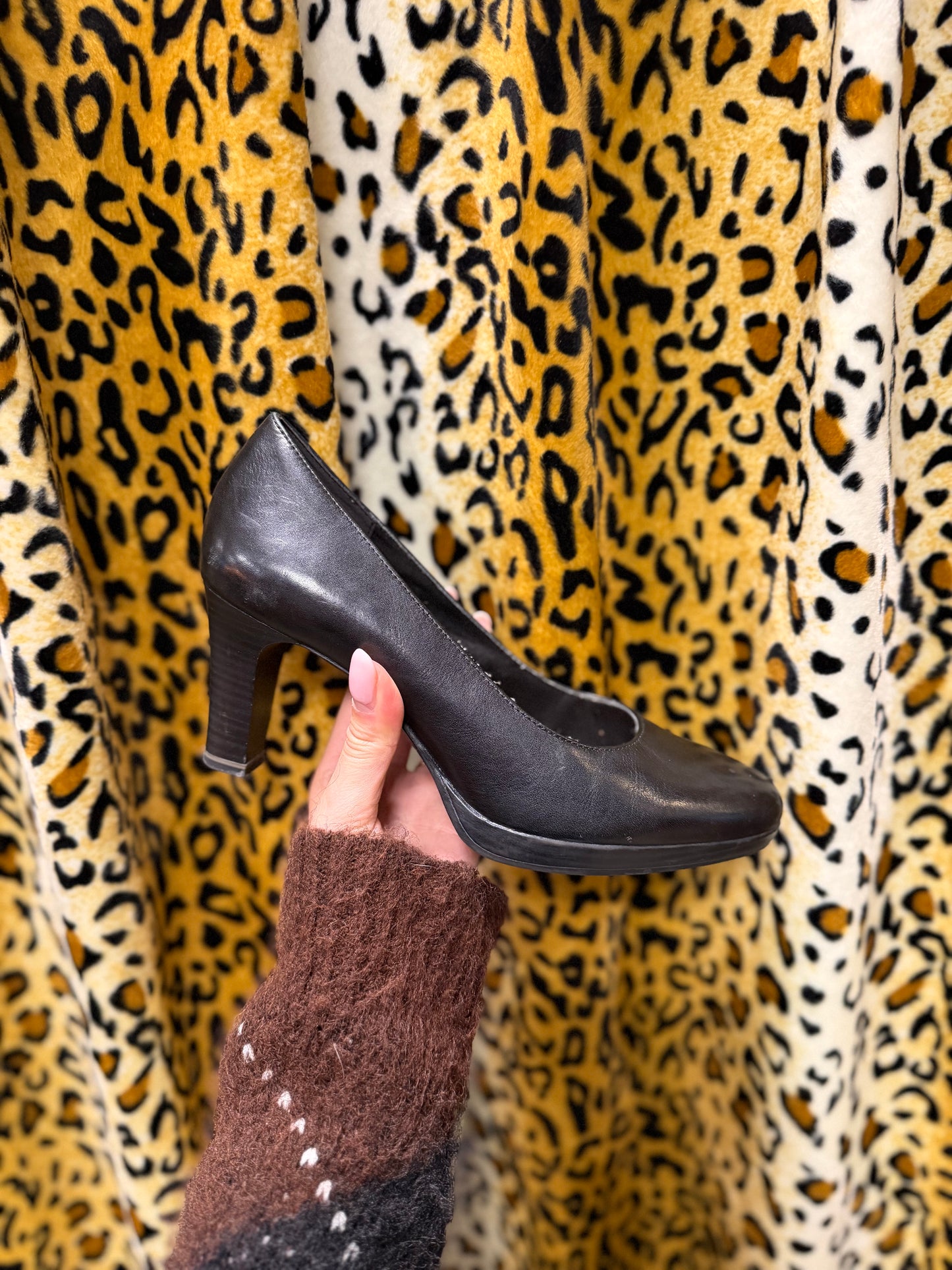 46-36 Tamaris zwarte pumps maat 40