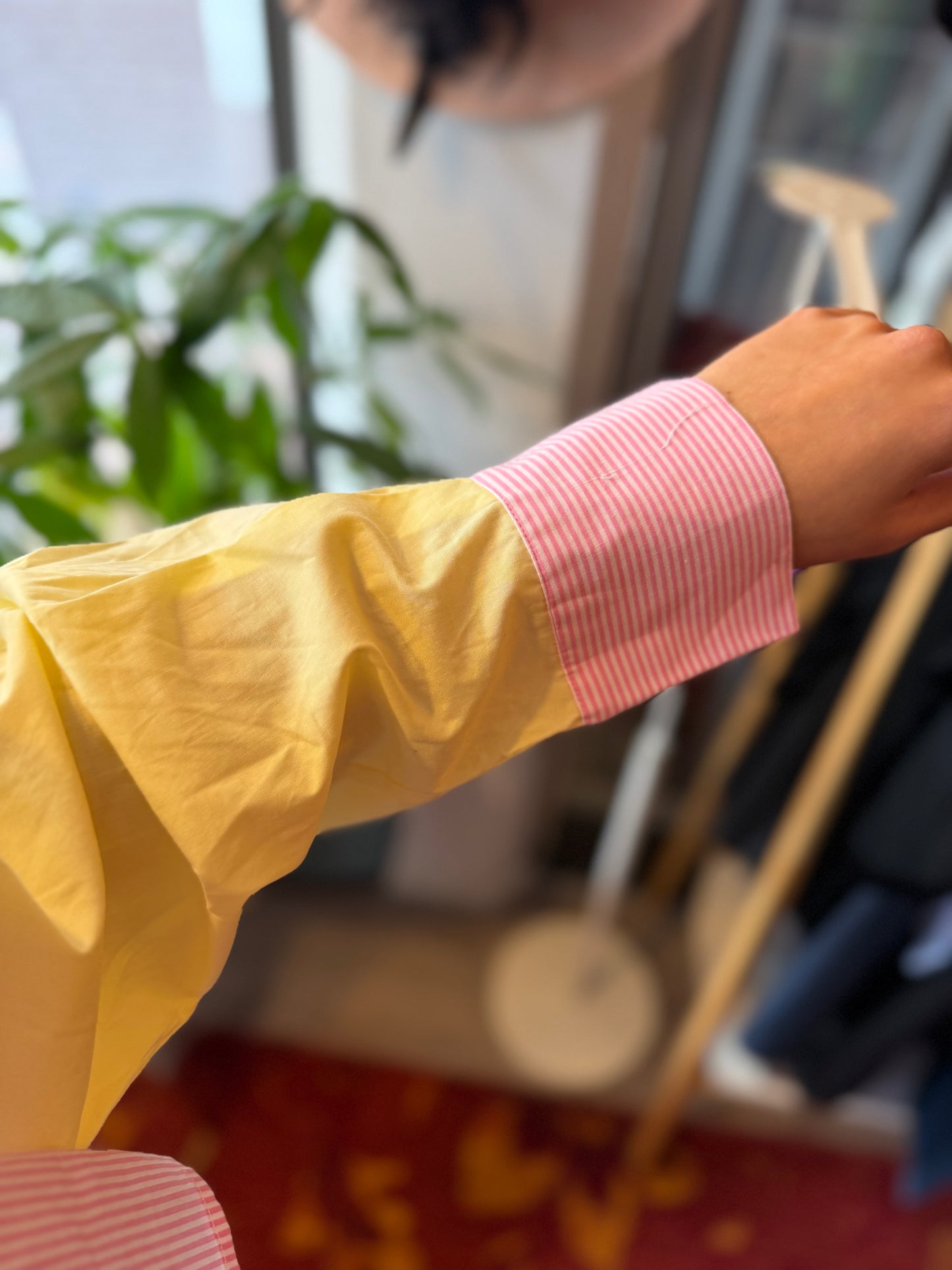 431-45 Na-kd blouse maat 38