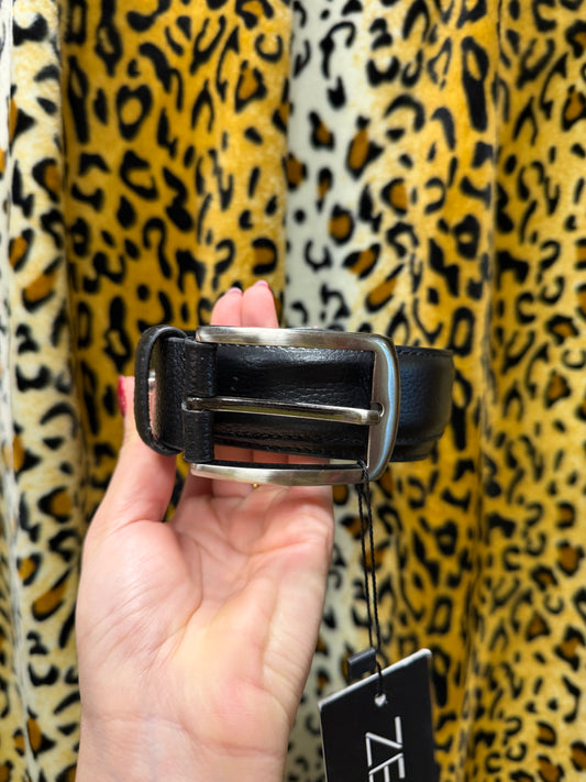 260-151 Zenino riem zwart real leather 115